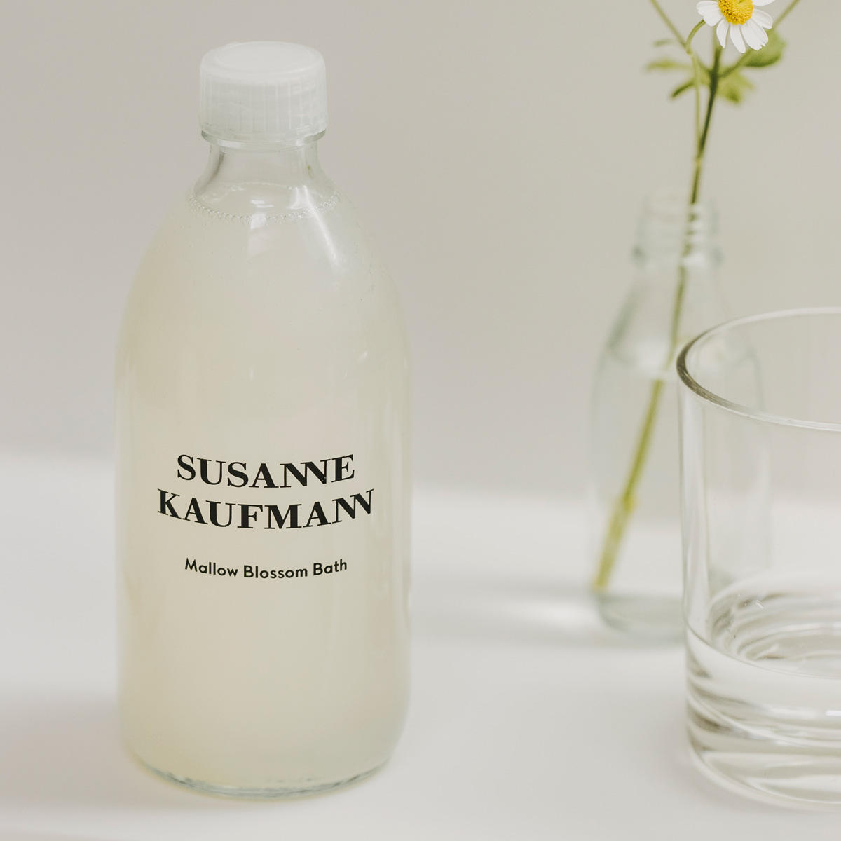 Susanne Kaufmann Mallow blossom bubble bath 250 ml - 2