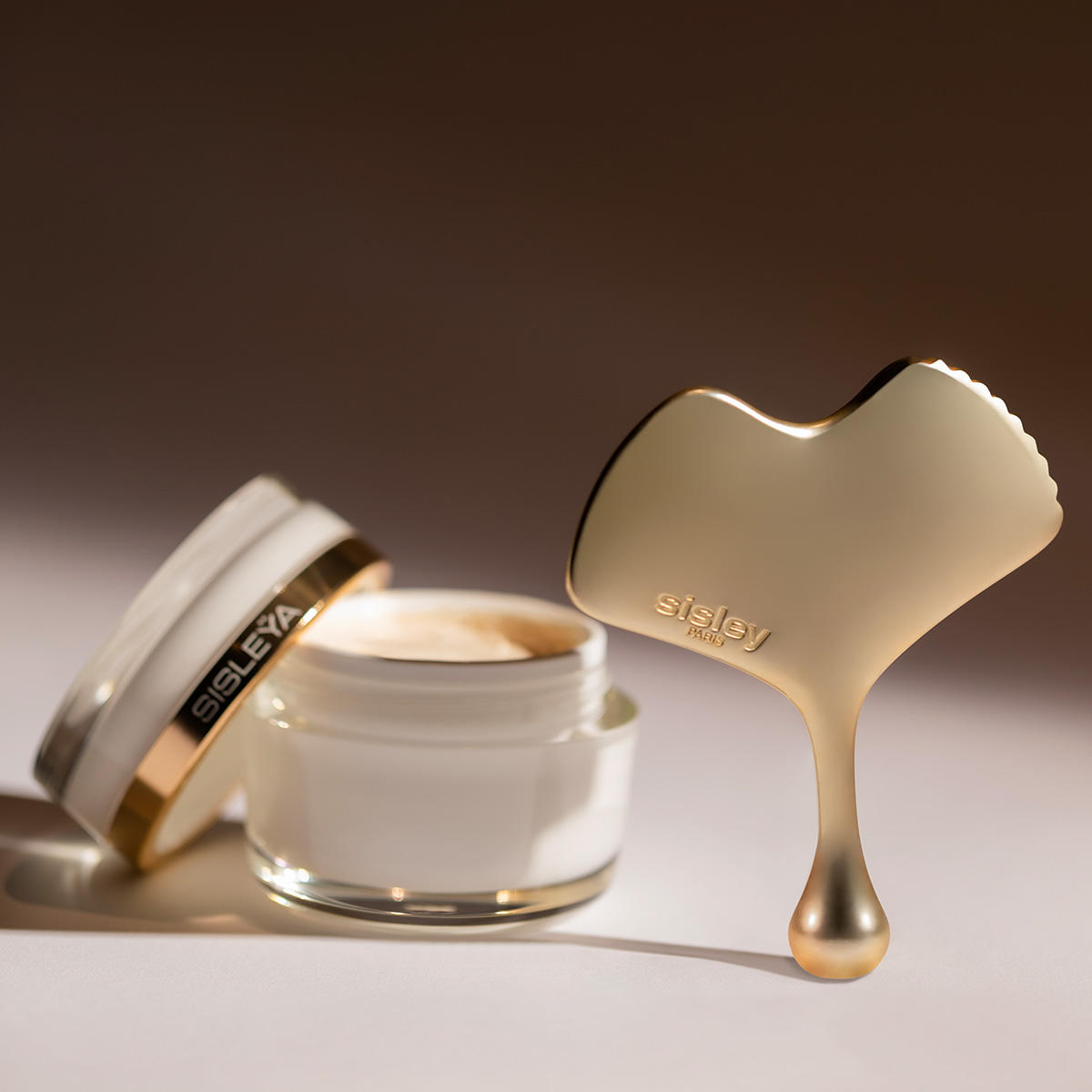 SISLEY PARIS Ginko Gua Sha  - 3