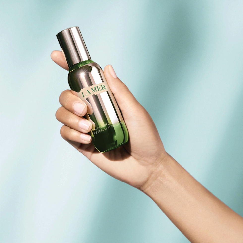 La Mer cheapest The regenerating serum