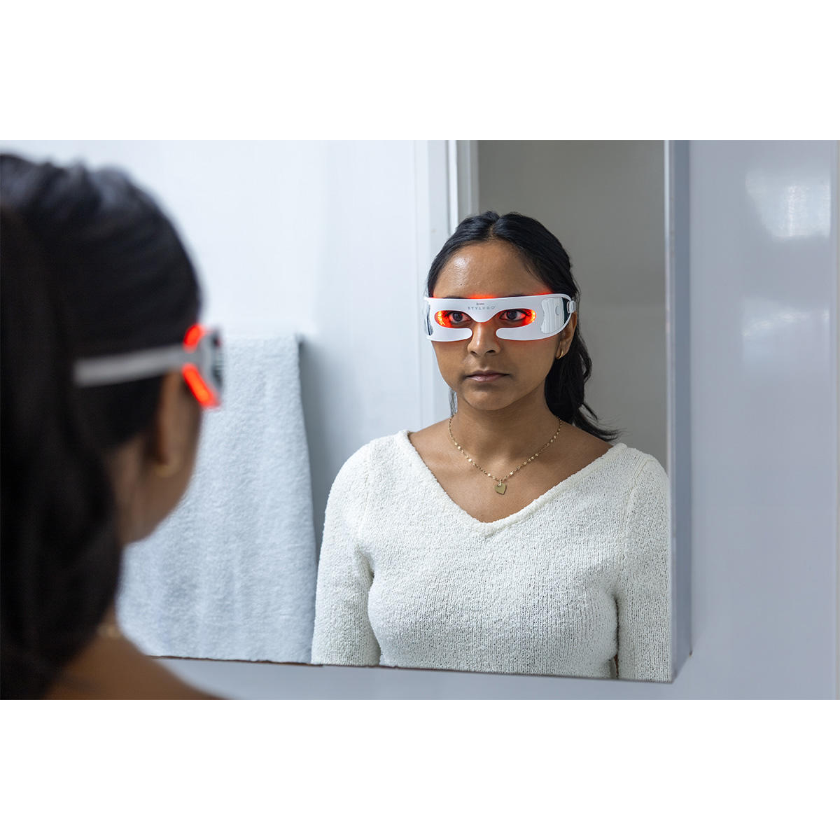 STYLPRO Radiant Eyes Red Light Goggles  - 4