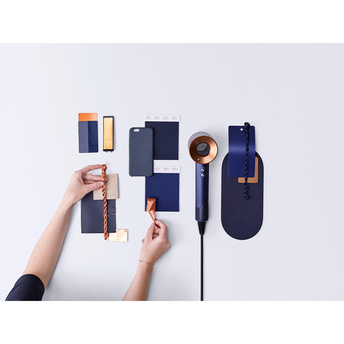 Dyson Supersonic Hair dryer Midnight blue / copper - 4