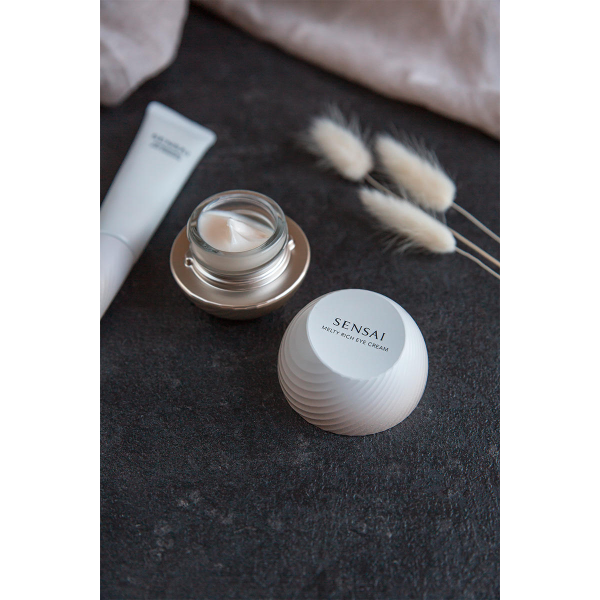 SENSAI Melty Rich Eye Cream Refill 15 ml - 5