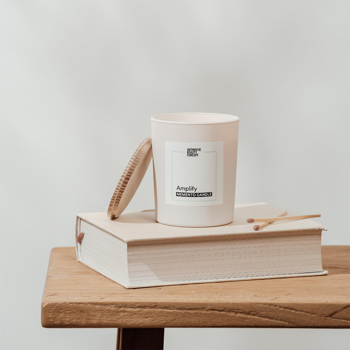 Authentic Beauty Concept Amplify Memento Candle 240 g - 5