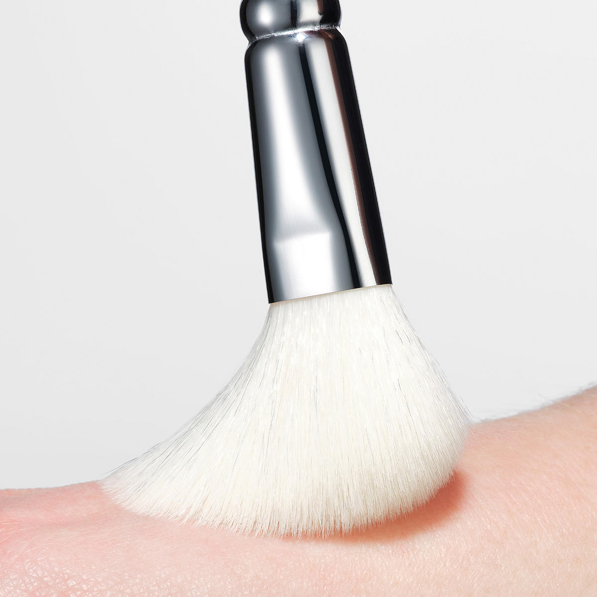 ZOEVA 802 Powder Duo Brush  - 5