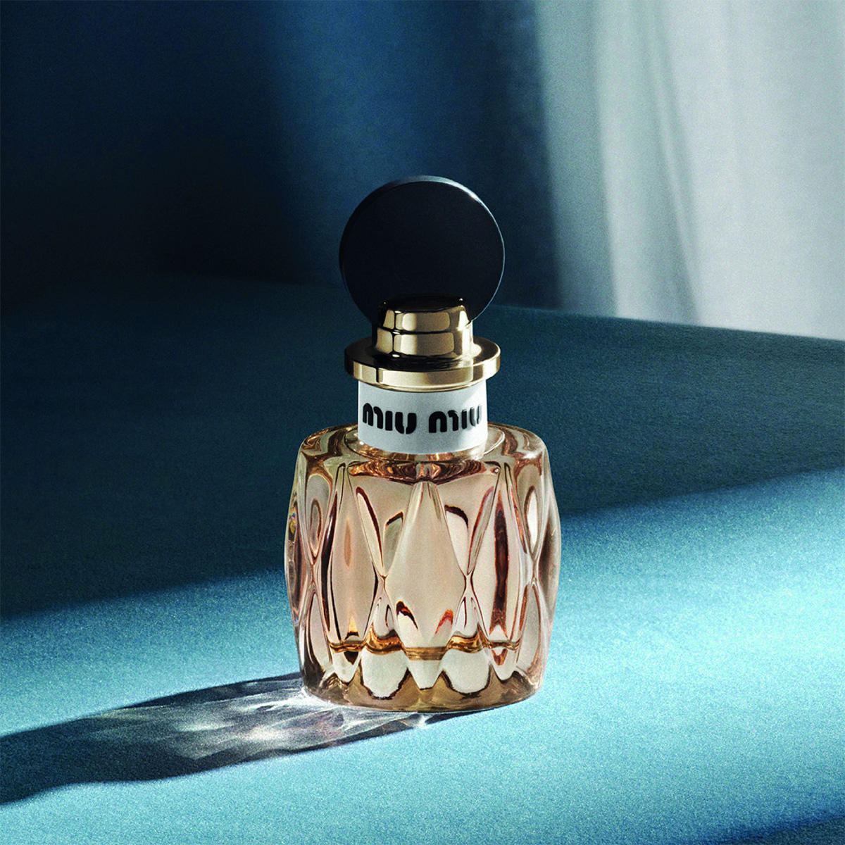 Miu Miu Miutine Eau de Parfum acheter en ligne | baslerbeauty