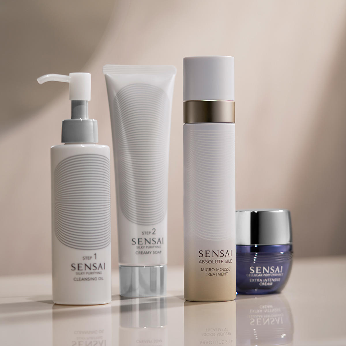 SENSAI ABSOLUTE SILK Micro Mousse Treatment 90 ml - 9