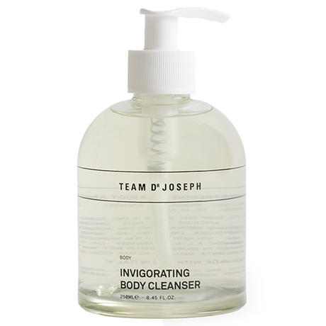TEAM DR JOSEPH Invigorating Body Cleanser 250 ml
