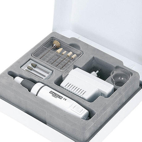 Bausch Appareil de manucure/pédicure innovant